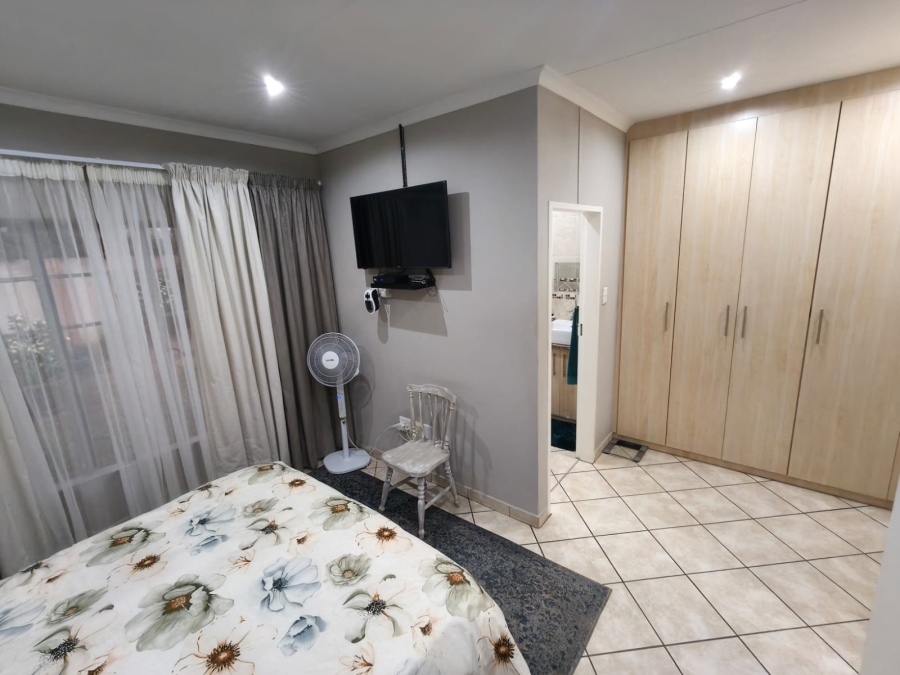 3 Bedroom Property for Sale in Waterkloof North West